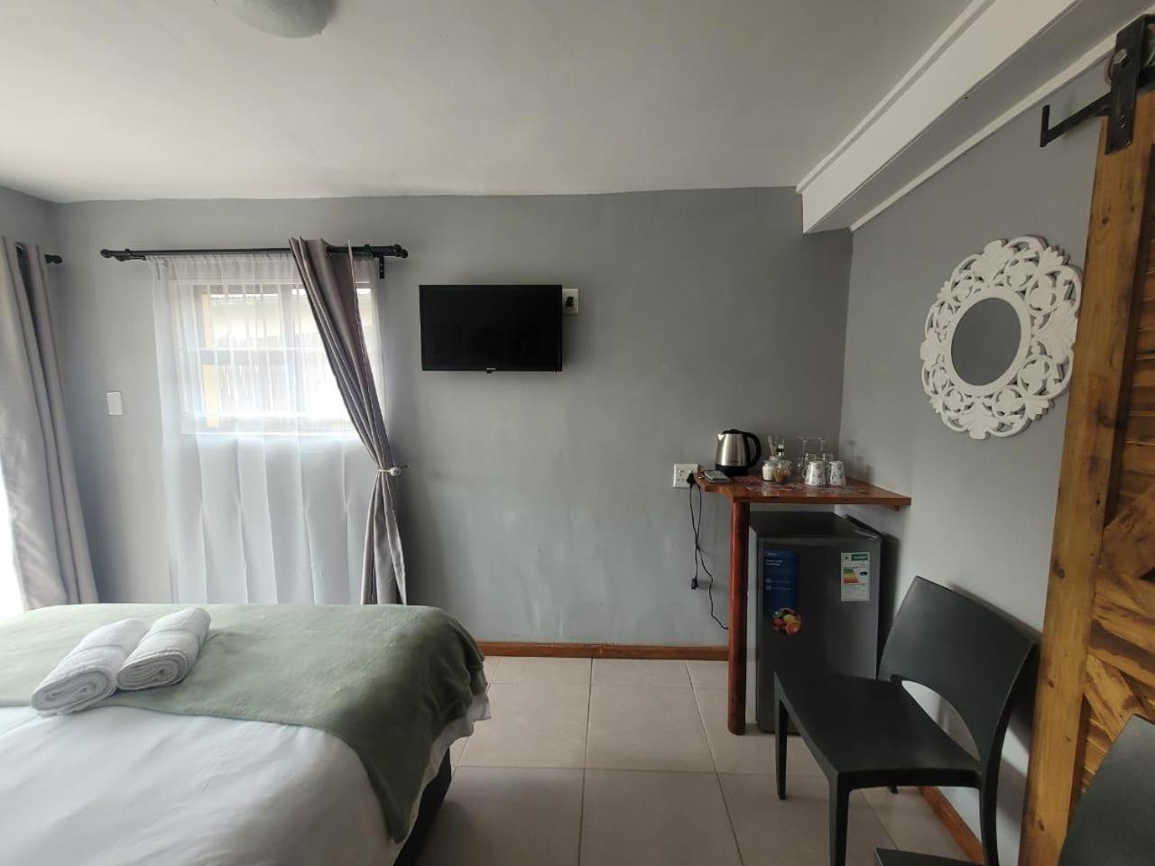 Cobblestone Court Hotel Colesberg Quarto foto